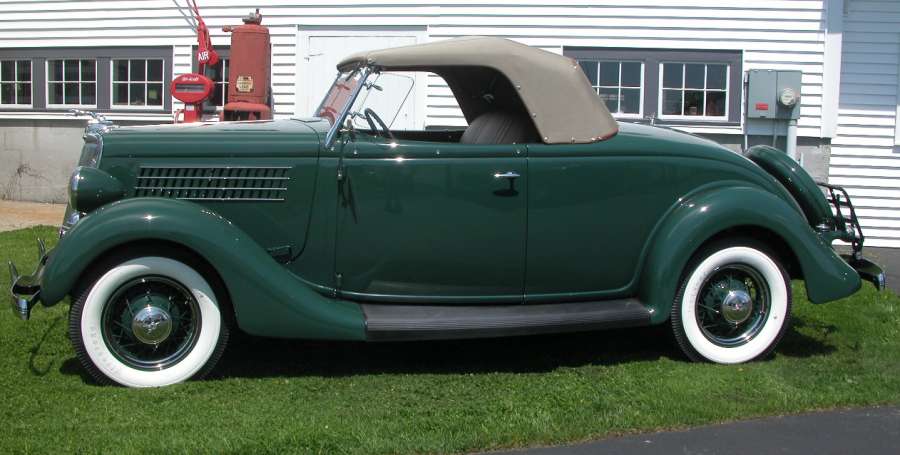 1935 Ford Roadster
