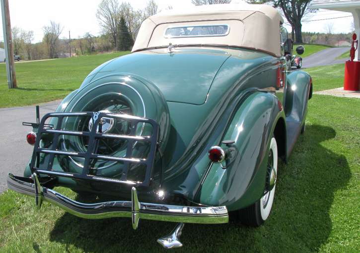 1935 Ford Roadster