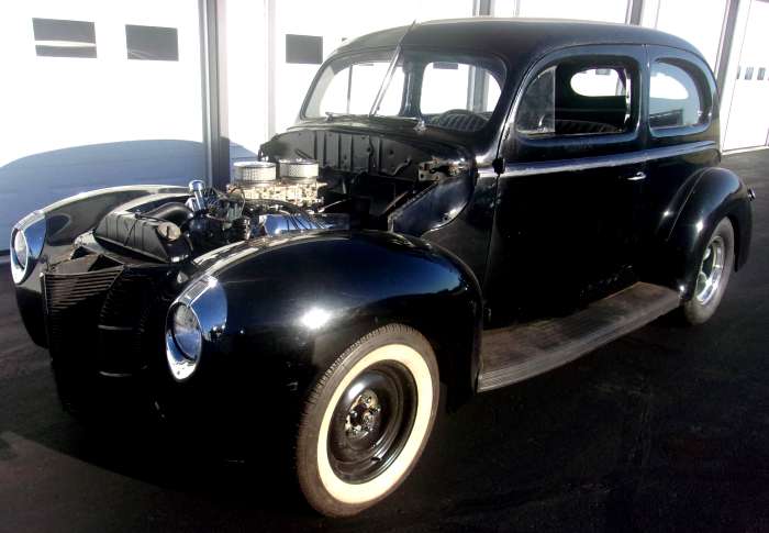 1940 Ford Sedan